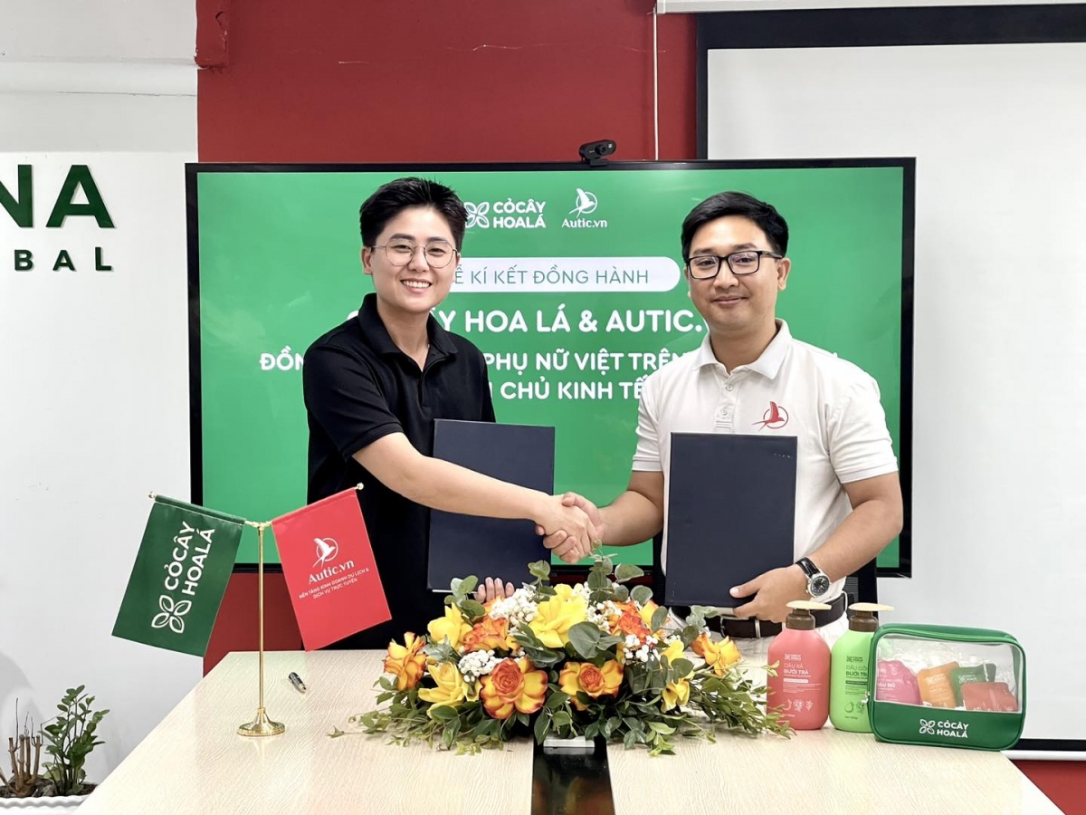 Cỏ cây hoa lá x Autic.vm ký kết hợp tác chiến lược Cỏ cây hoa lá x Autic.vm ký kết hợp tác chiến lược